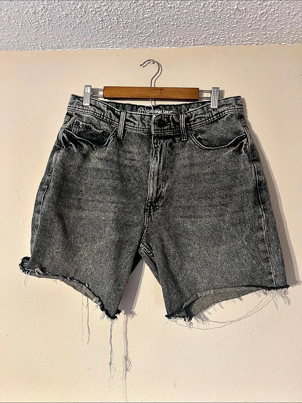 Original Use Baggy Gray Denim Cutoff Shorts 32WX32L